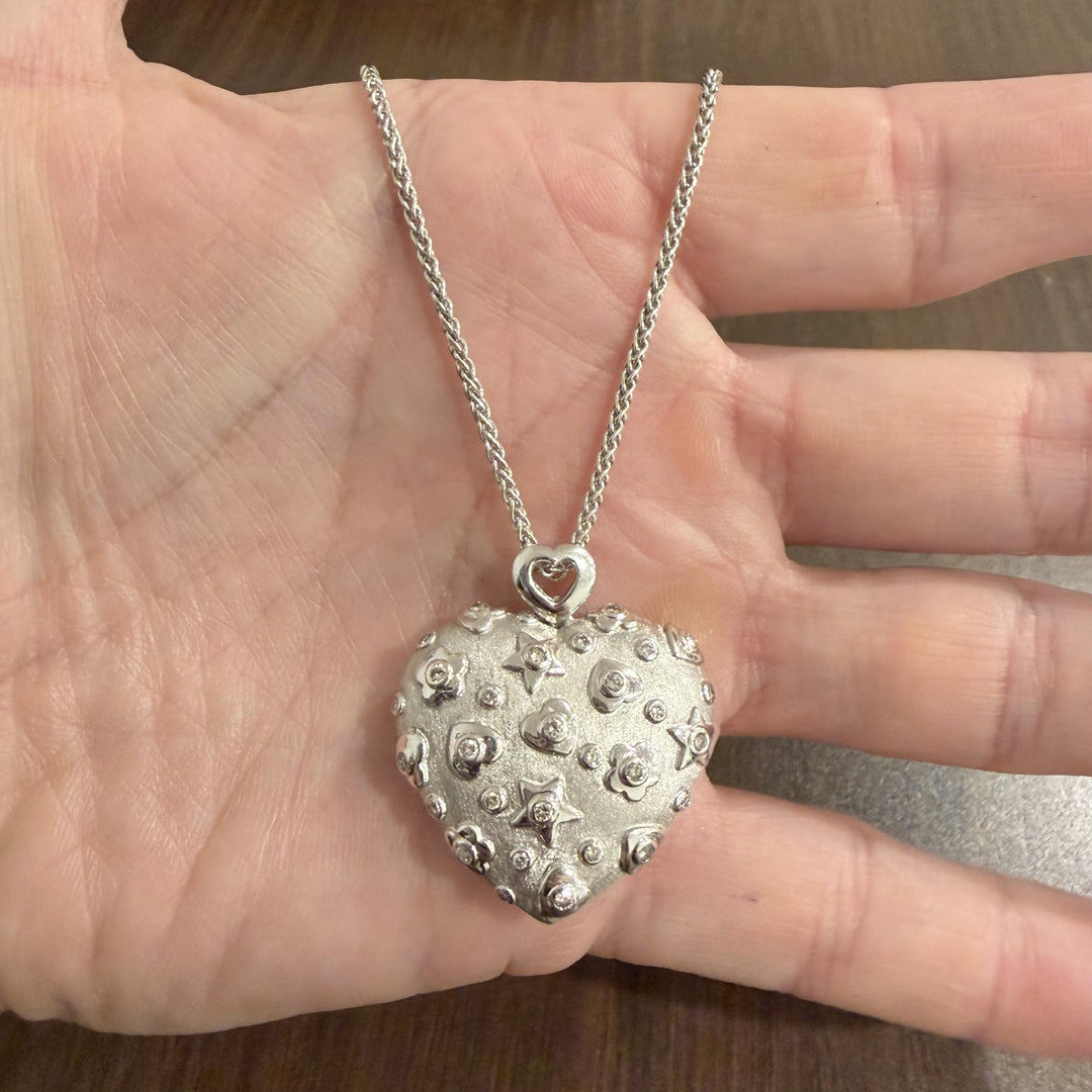 18k White Gold and 0.50cttw Diamond Large Heavy 31g Heart Pendant Necklace 24"
