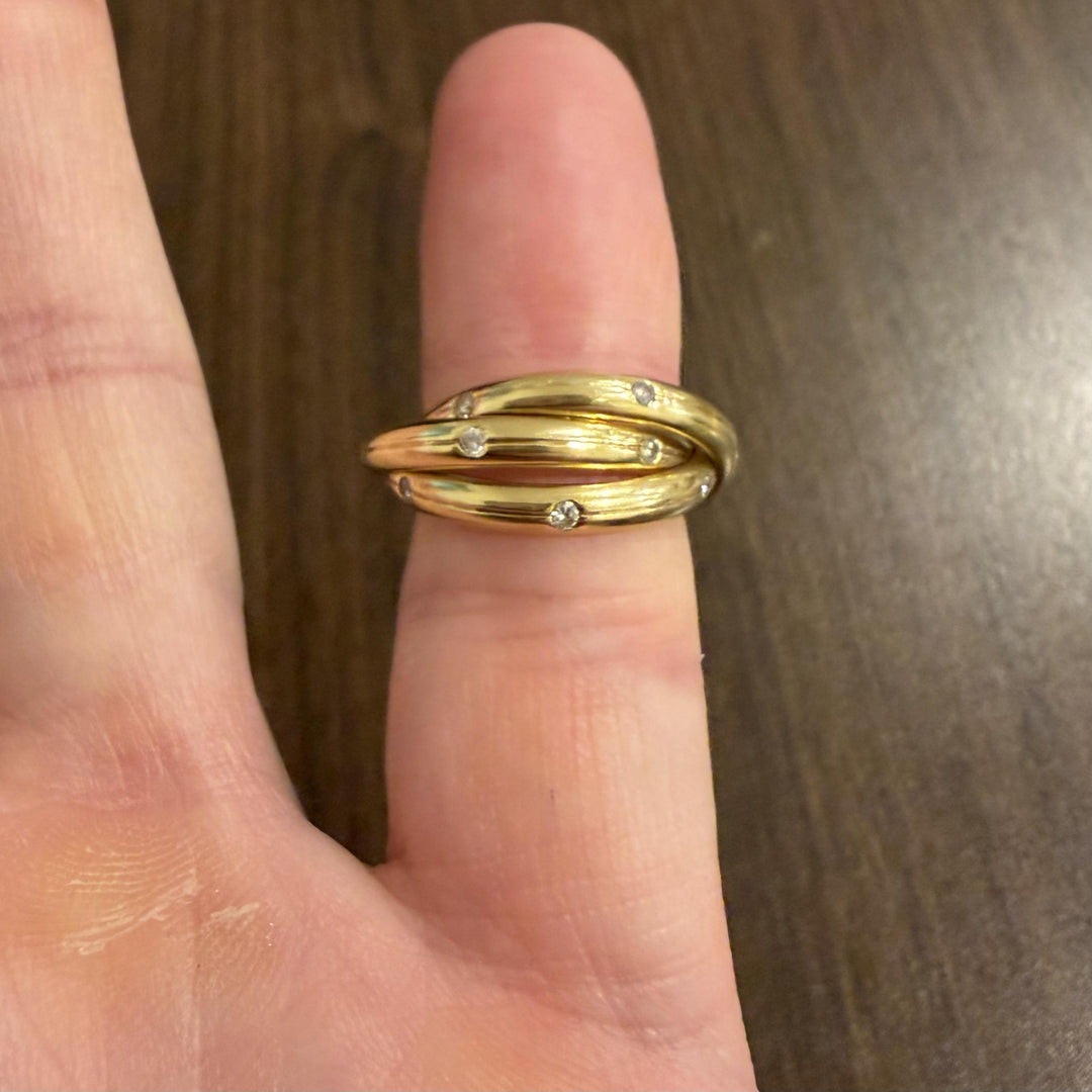 18k Yellow Gold and 0.20cttw Diamond Rolling Bands Ring Size 4.75