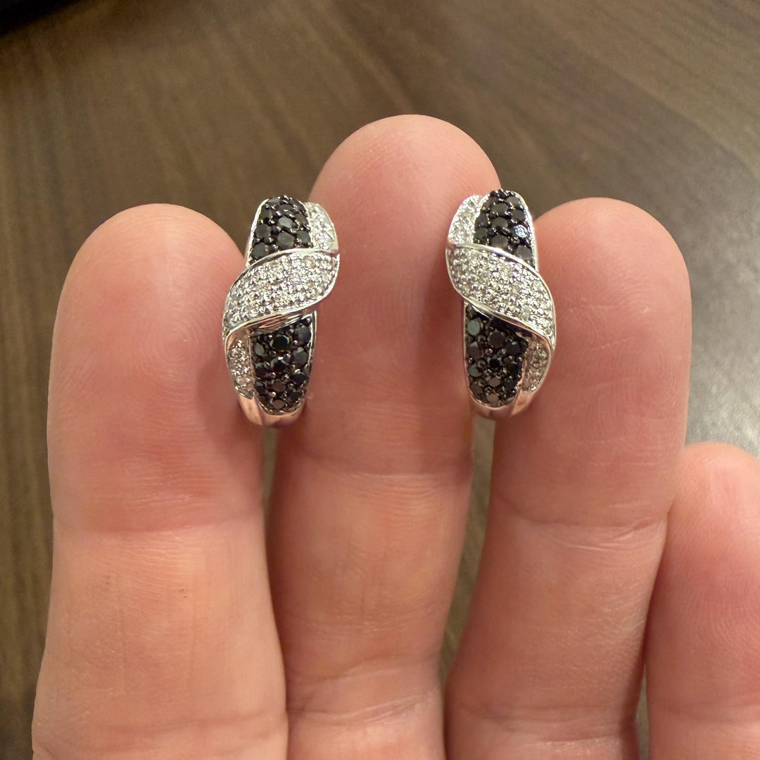 14k White Gold 0.50cttw Black and White Diamond Huggie Earrings