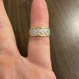 14k Yellow Gold and 0.15cttw Diamond Fancy Small Band Ring Size 6