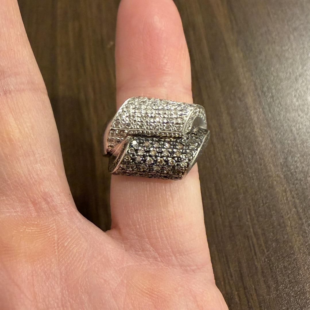 LeVian 18k White Gold 1.25cttw Chocolate and White Diamond Heavy Ring Size 7.75