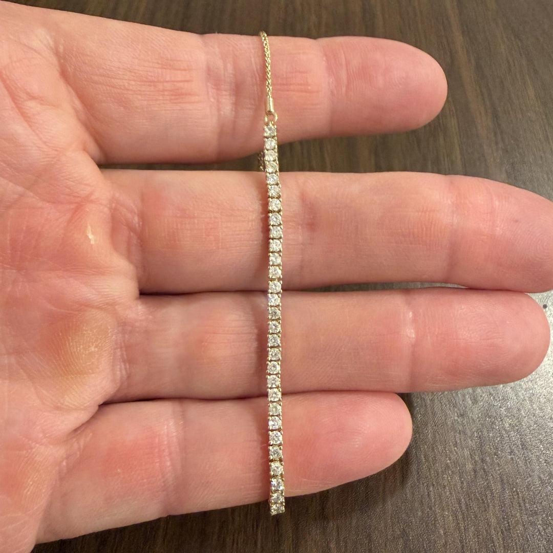 14k Yellow Gold and 1cttw Diamond Adjustable Bolo Tennis Bracelet