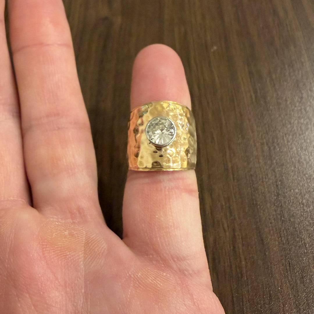 14k Yellow Gold and 1ct Diamond Solid Hammered Cigar Band Ring Size 6