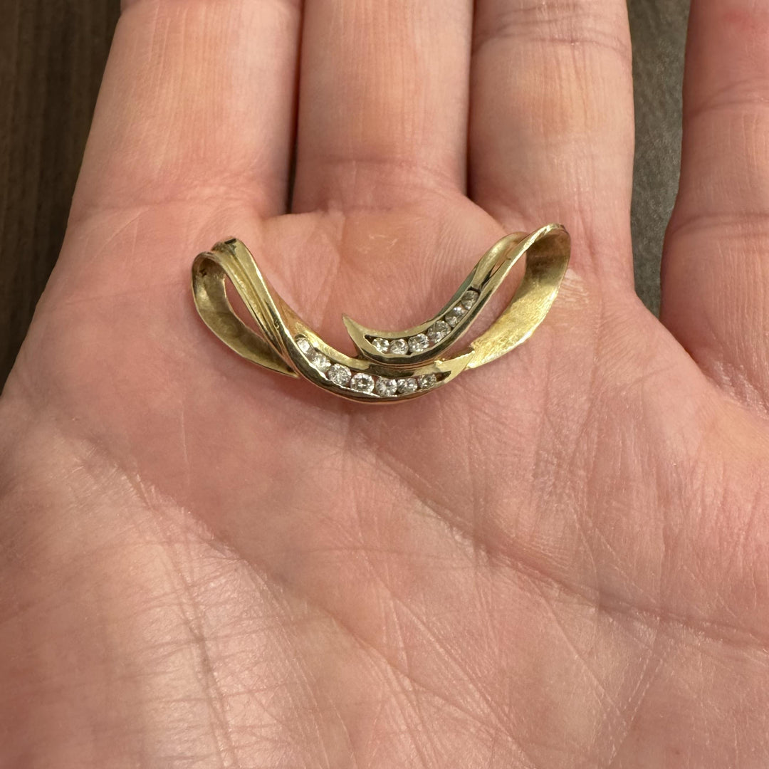 14k Yellow Gold and 0.25cttw Diamond Vintage Slide Pendant