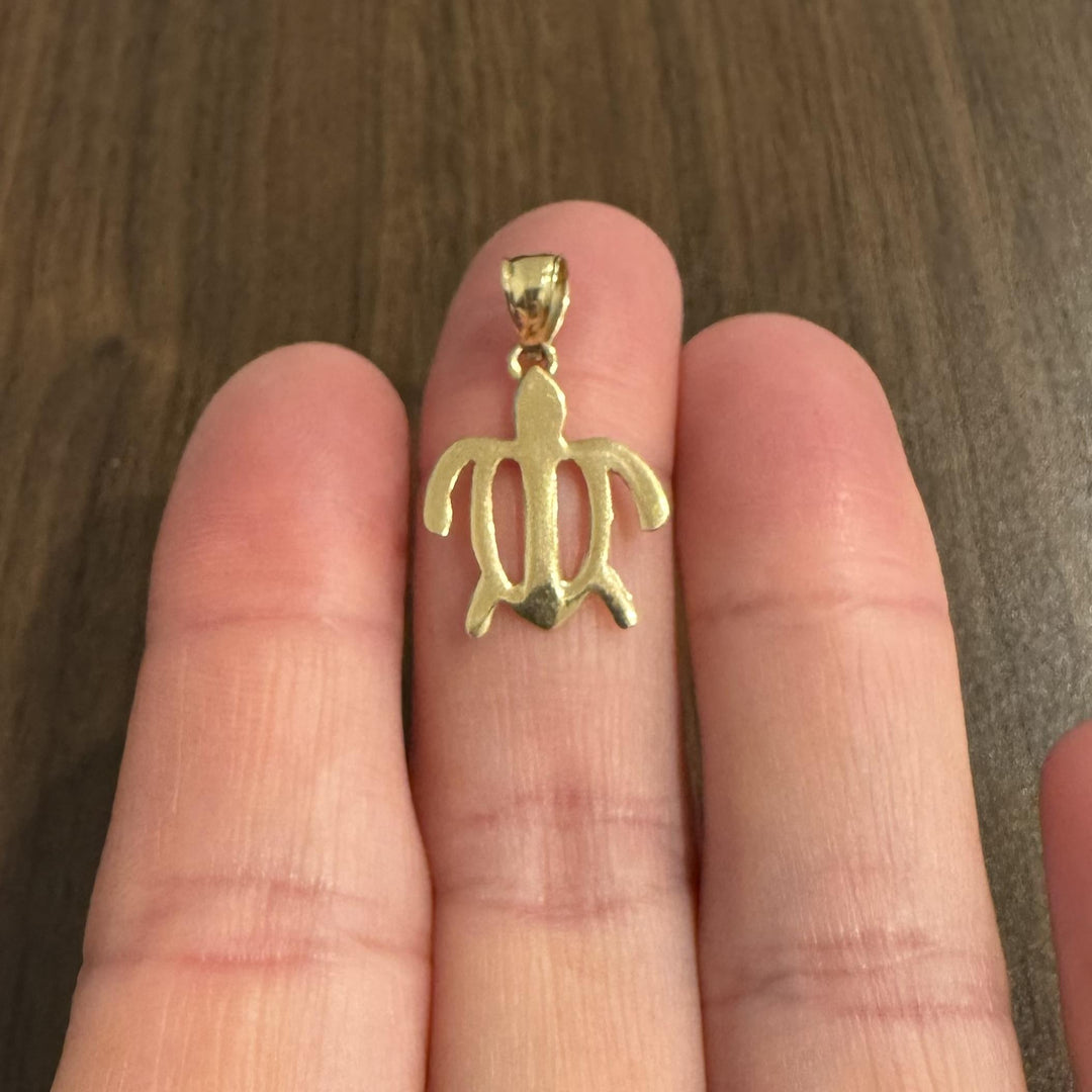 14k Yellow Gold 1.3g Flat Turtle Charm Pendant 1"