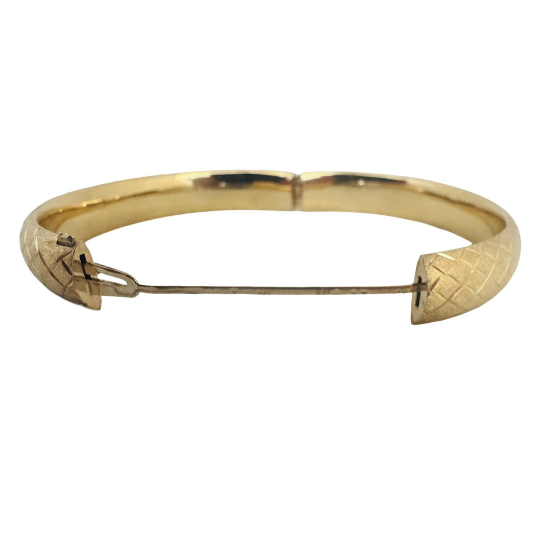 14k Yellow Gold 12.2g Satin Finish 10mm Diamond Cut Bangle Bracelet 7"