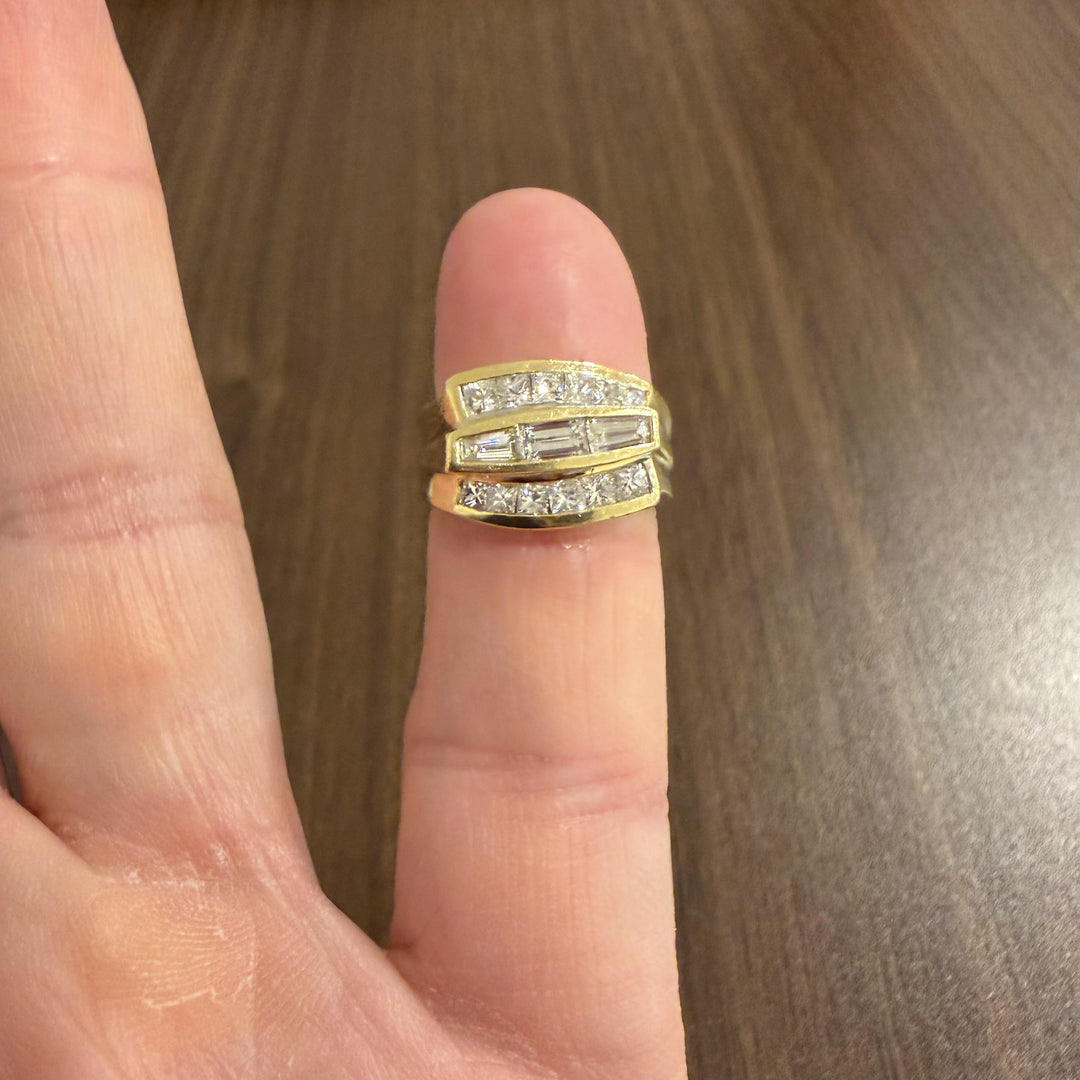 18k Yellow Gold and 1.50cttw Princess and Baguette Diamond Solid Ring Size 4