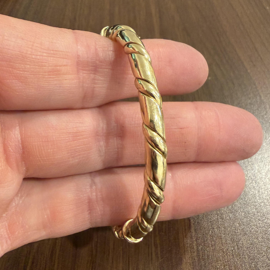 14k Yellow Gold 23.8g Solid Heavy 5.5mm Twisted Bangle Bracelet Italy 6.75"