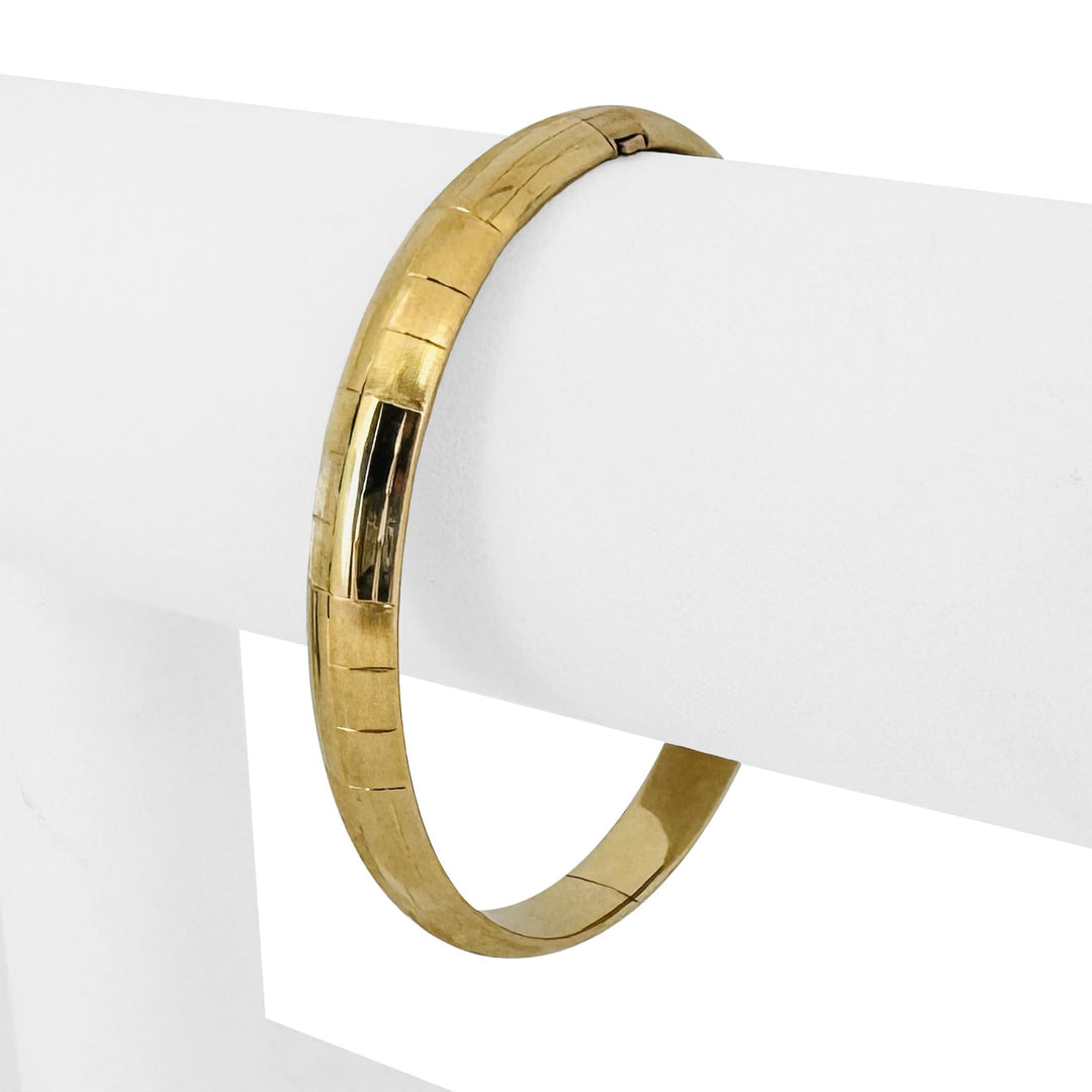 14k Yellow Gold 9g Ladies Vintage 7.5mm Patterned Bangle Bracelet 6.75"