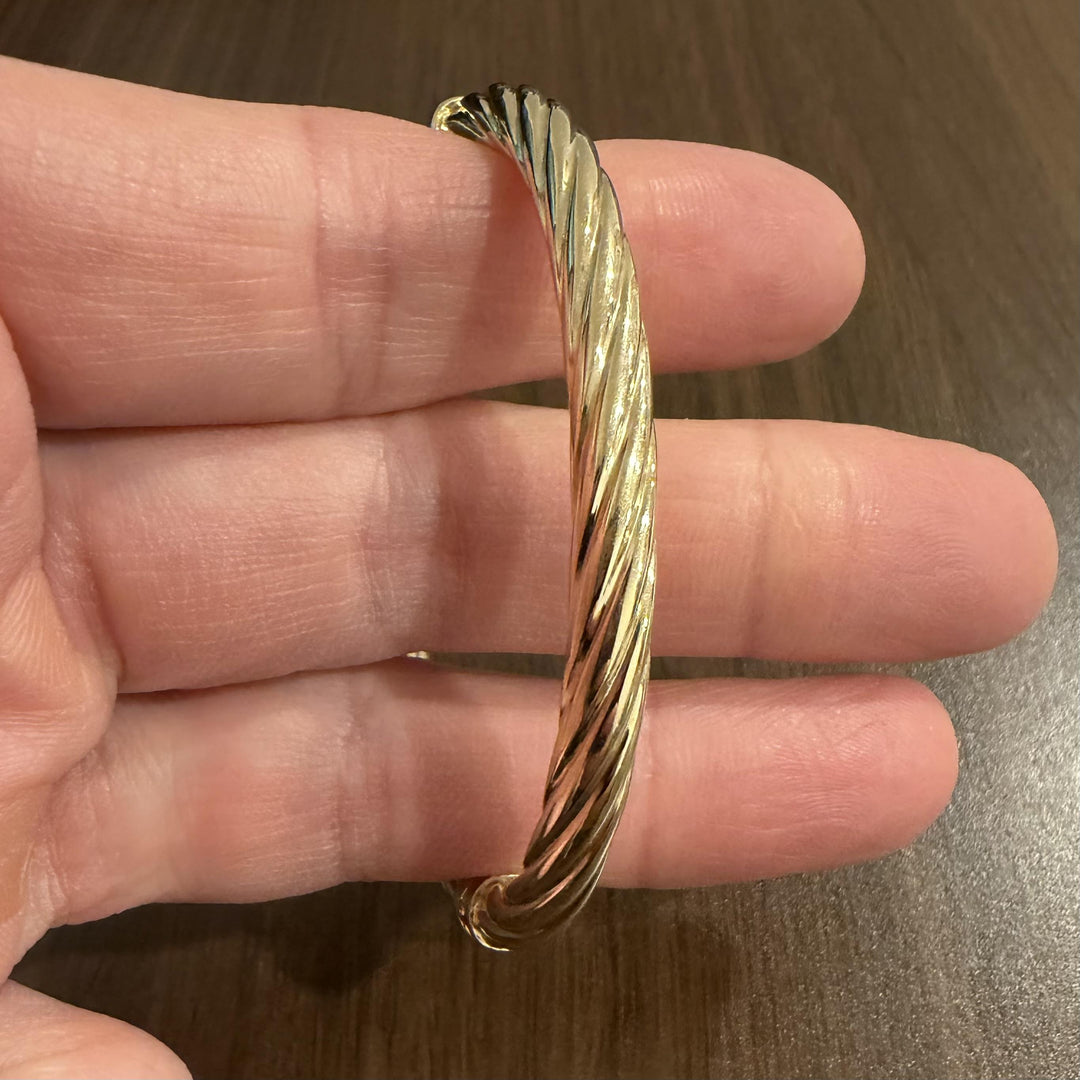 14k Yellow Gold 7g Hollow Light 5.5mm Twisted Spiral Bangle Bracelet Italy 7"