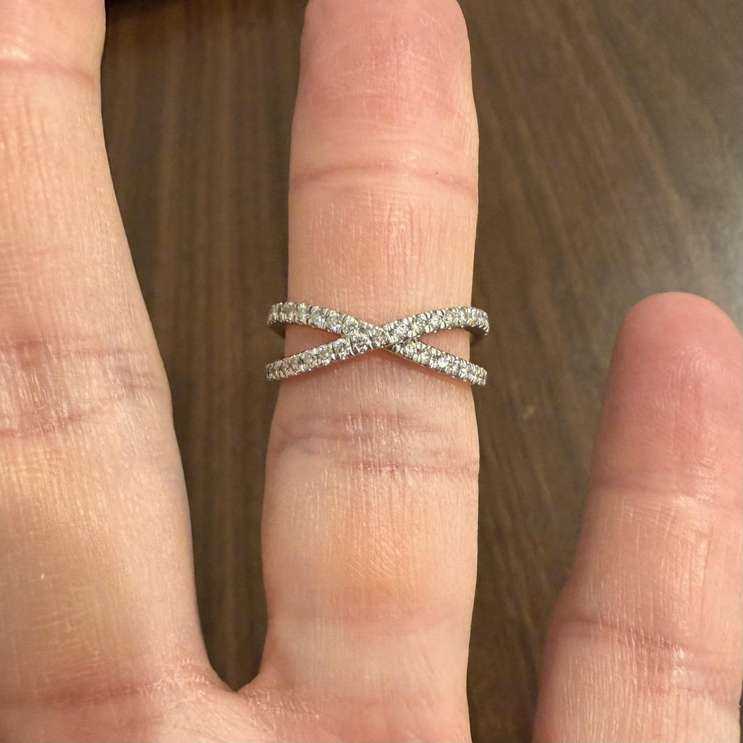 Platinum 950 and 0.50cttw Diamond Crossover Band Ring Size 7.5