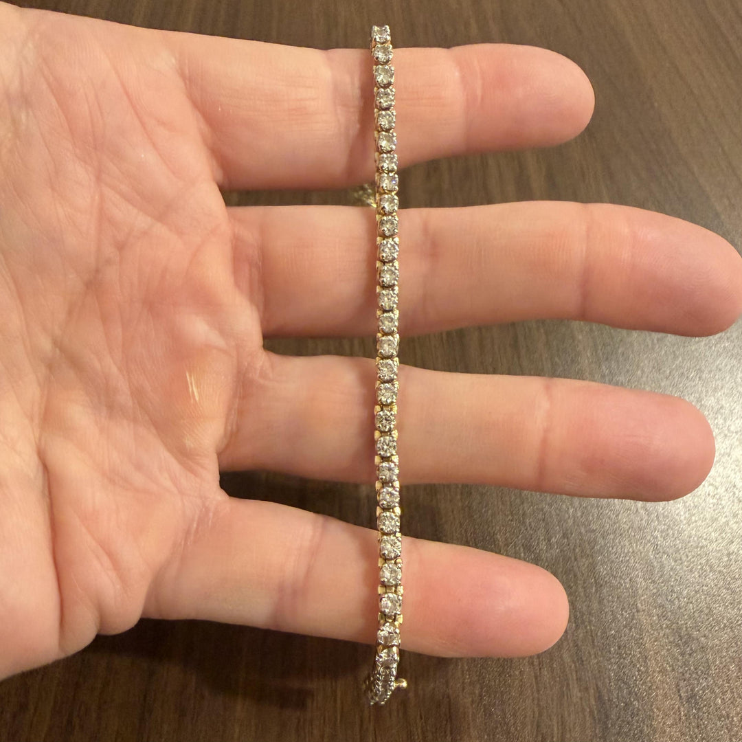 14k Yellow Gold and 4.5cttw Diamond Vintage Tennis Bracelet 7"