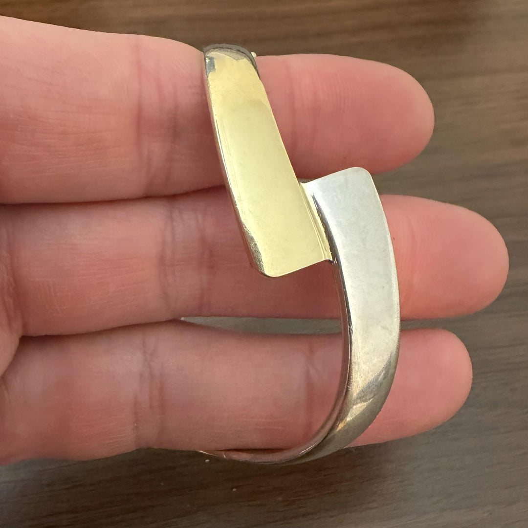 14k Yellow and White Gold 23g Solid Bypass Bangle Bracelet Italy 6.75"