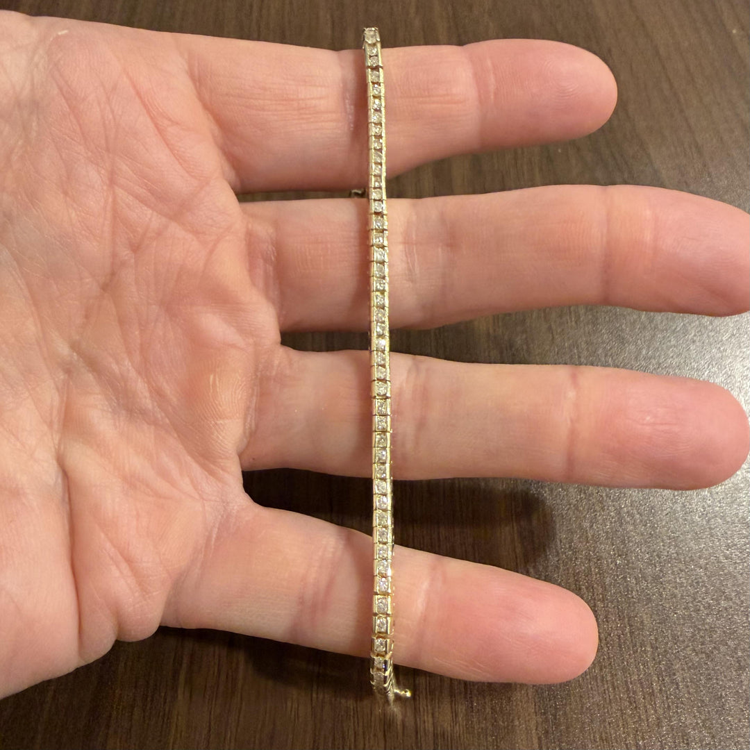 14k Yellow Gold and 2cttw Diamond Channel Set Vintage Tennis Bracelet 7"