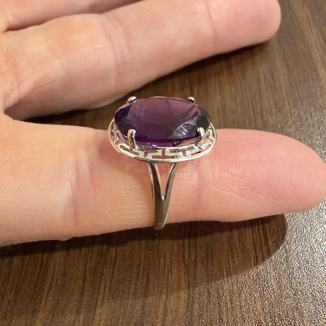 14k White Gold and Amethyst Greek Key Design Ring Size 55