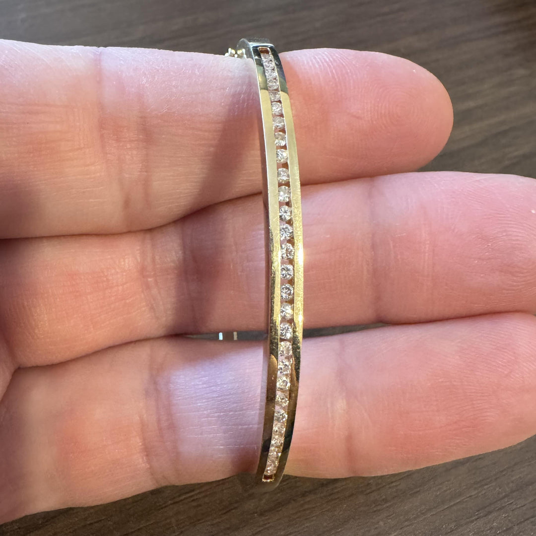 14k Yellow Gold and Diamond 13.2g Solid Bangle Bracelet 6.5"
