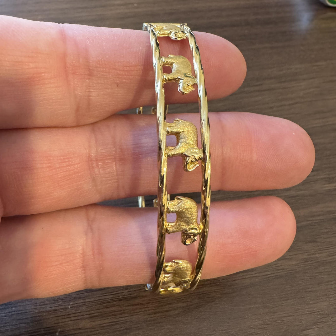 18k Yellow Gold 12g Ladies Elephant Motif 11mm Oval Bangle Bracelet 7.25"