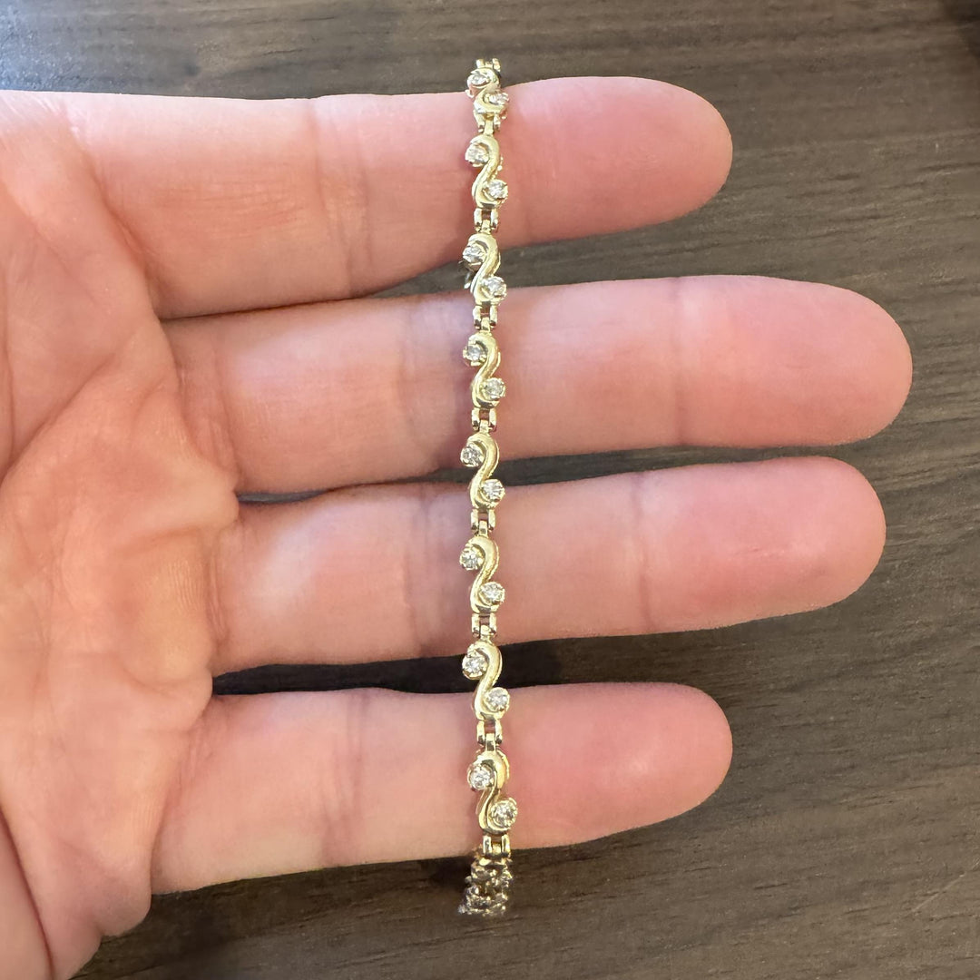 14k Yellow Gold and 1cttw Diamond 8.2g Ladies Fancy Link Bracelet 7"