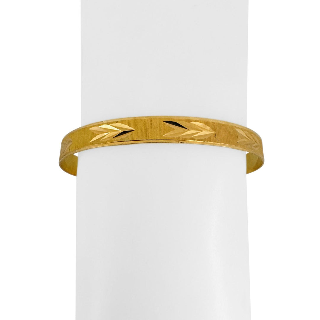 21k Yellow Gold 13.3g Solid Diamond Cut 7mm Textured Bangle Bracelet 7.75"
