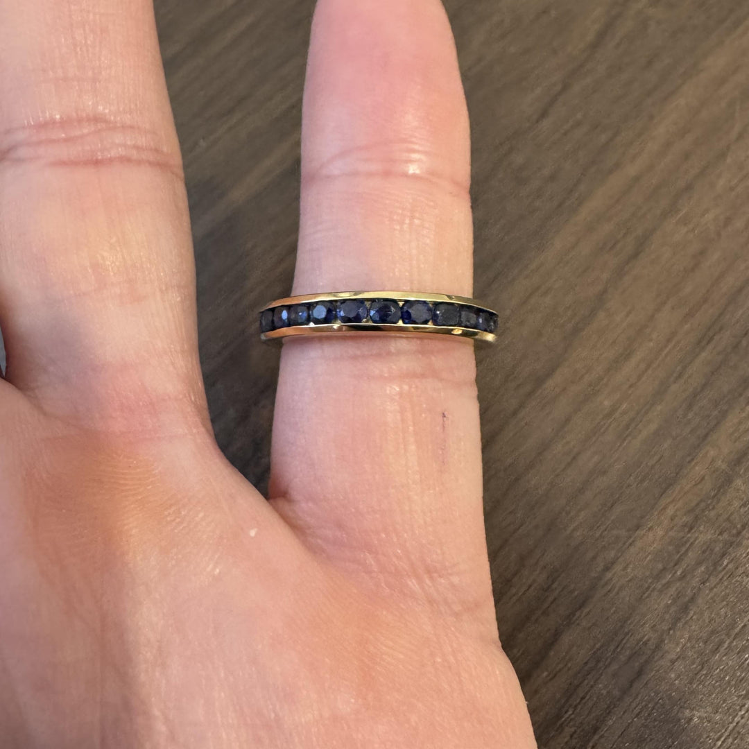 18k Yellow Gold and Blue Sapphire 4mm Solid Vintage Eternity Band Size 8