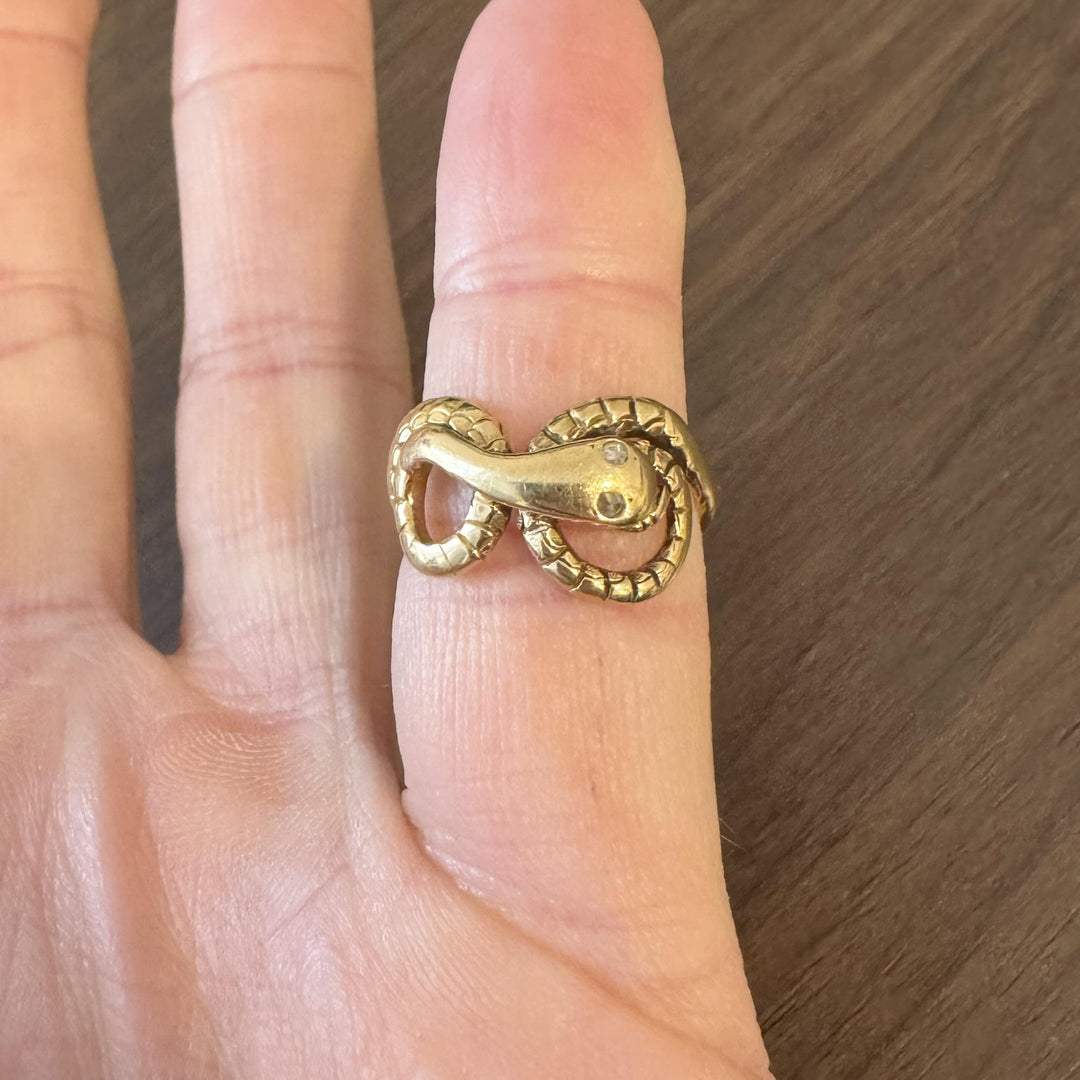 14k Yellow Gold and Diamond 5.5g Vintage Snake Band Ring Size 6.5