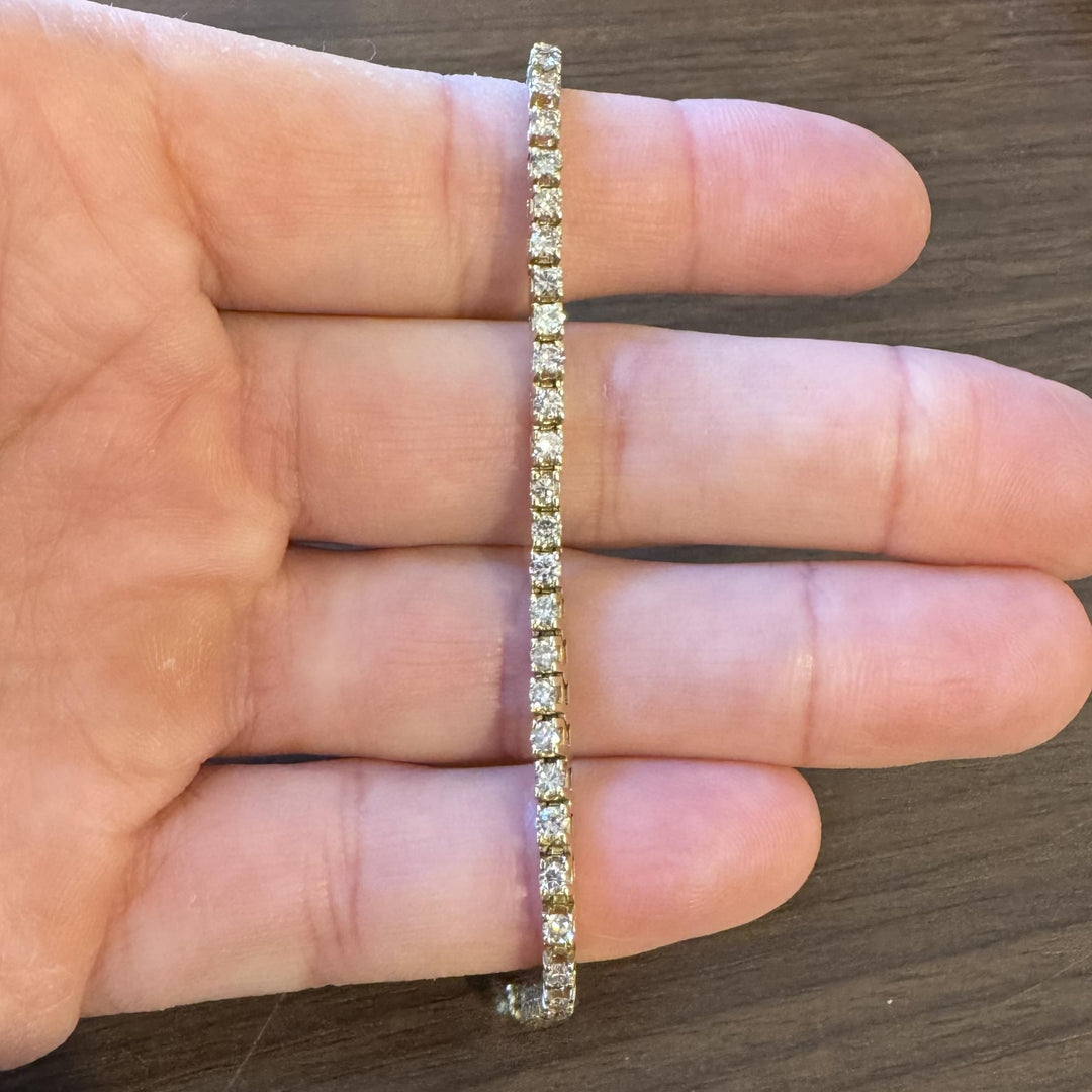 14k Yellow Gold and 4.5cttw Diamond Vintage Ladies Tennis Bracelet 7"