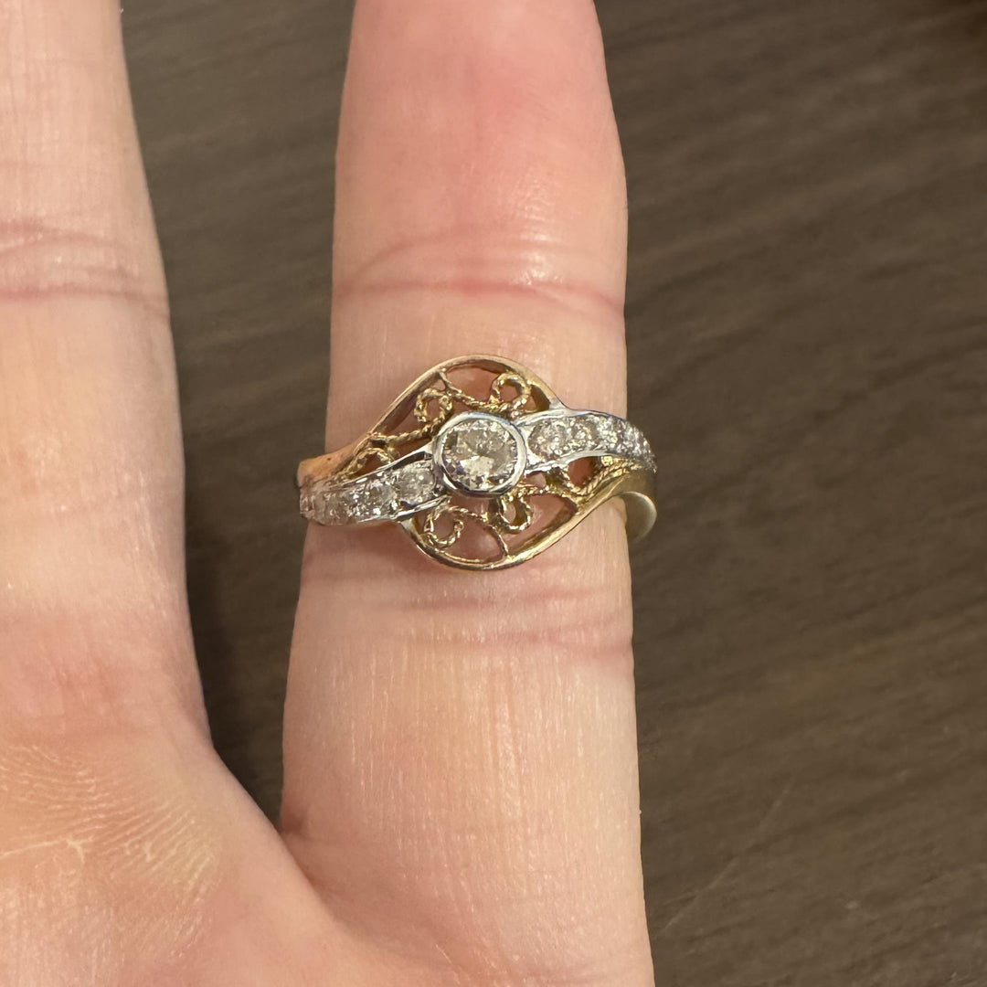14k Yellow and White Gold 0.40cttw Diamond Vintage Ladies Ring Size 6