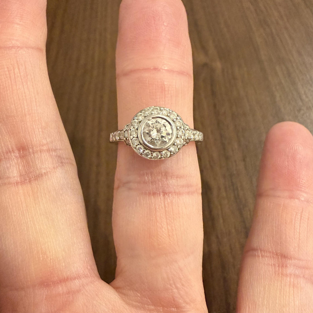 14k White Gold and 0.70cttw Diamond Vintage Halo Ring Size 7.75
