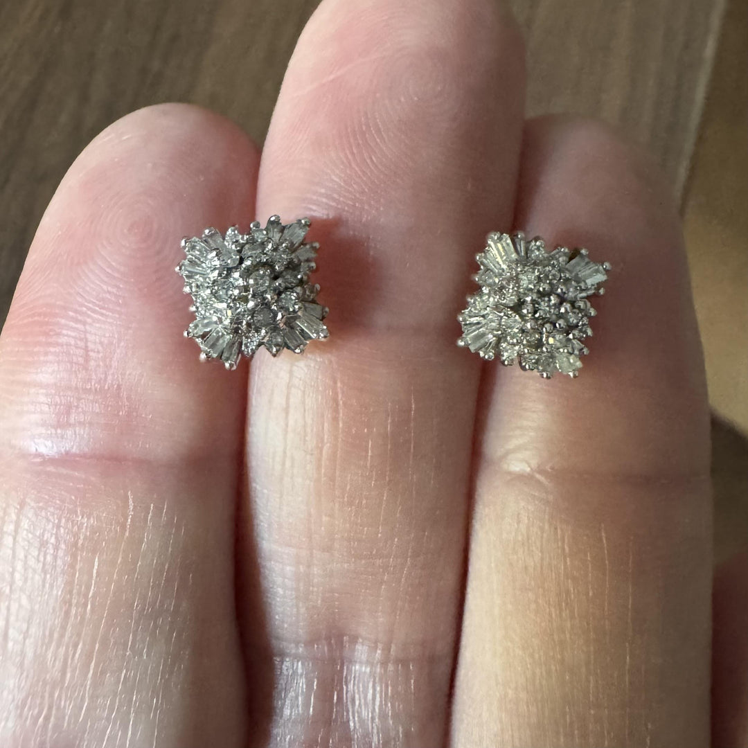14k White and Yellow Gold 1cttw Diamond Vintage Square Cluster Stud Earrings