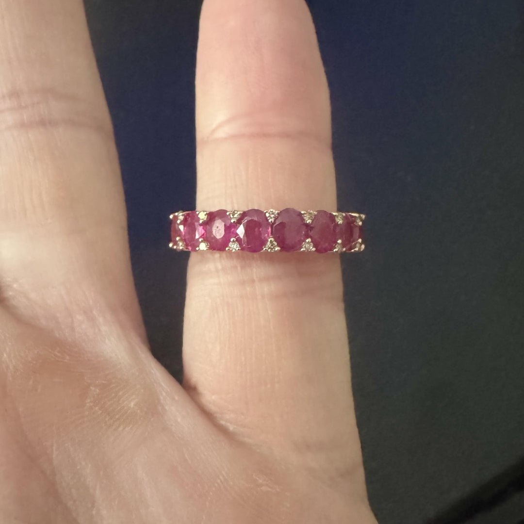 18k Yellow Gold Ruby and Diamond Band Ring Size 6.75