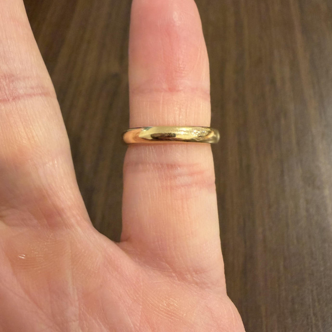 Antique 18k Yellow Gold 5.2g Solid Polished 3.5mm Domed Band Ring Size 5.75