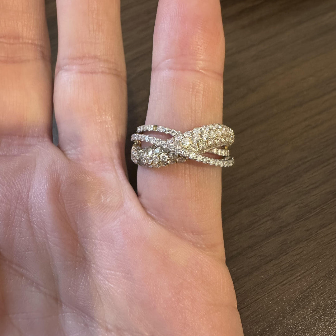 14k Yellow Gold and 2cttw Diamond Crossover Band Ring Size 8