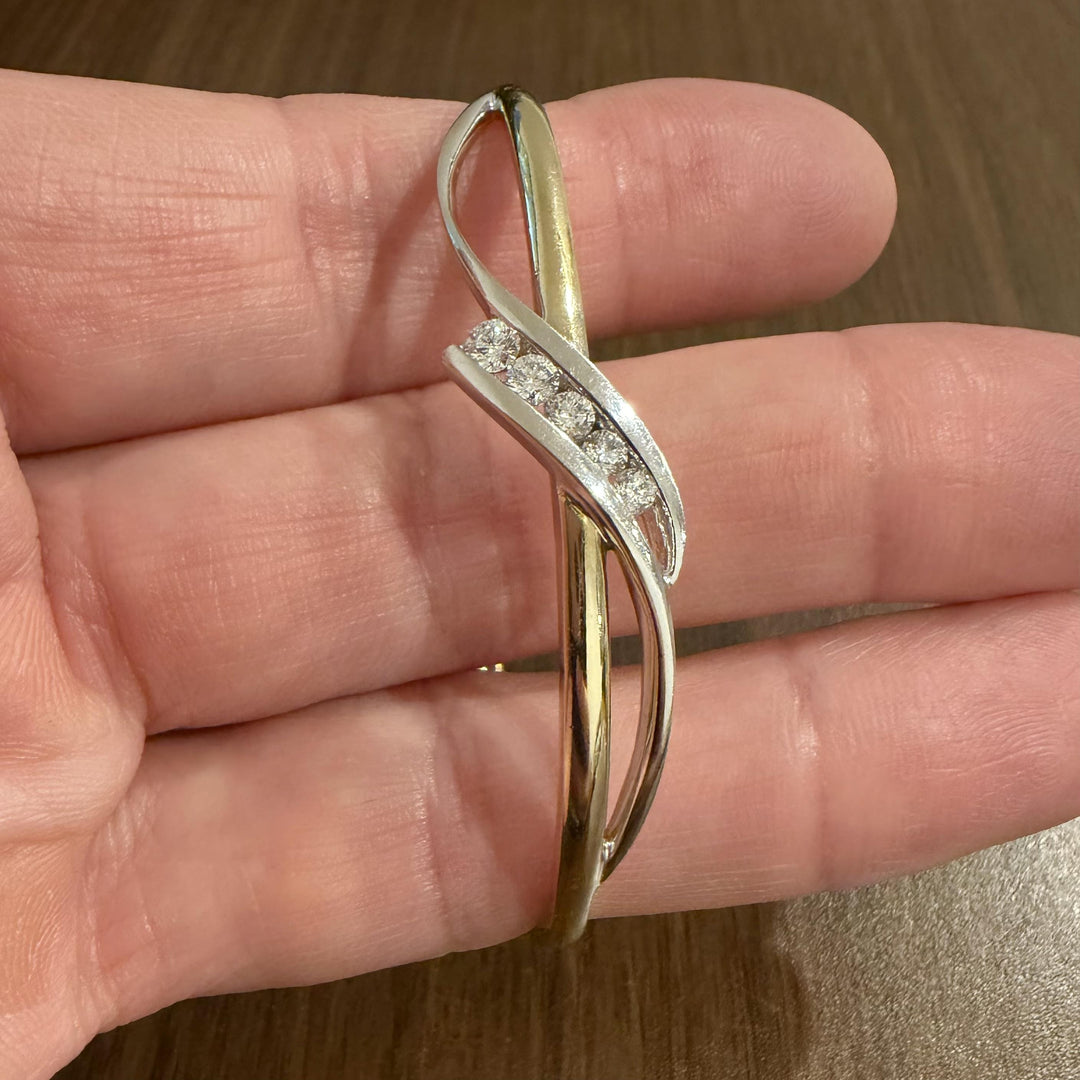 14k Yellow and White Gold 0.50cttw Diamond Fancy Bangle Bracelet 6.75"