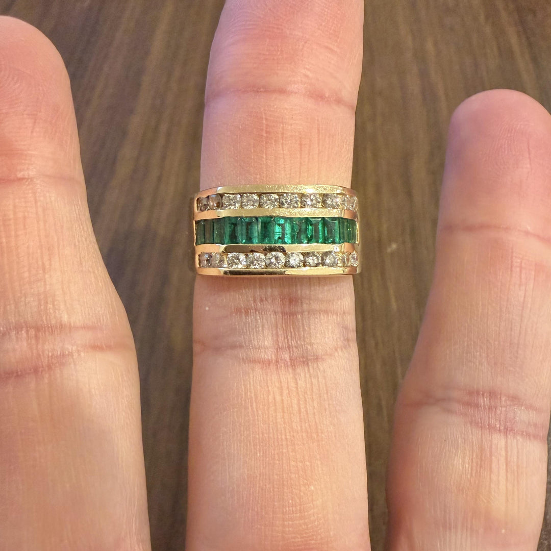14k Yellow Gold Emerald and 0.75cttw Diamond Men's Solid Ring Size 8.75