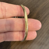 14k Yellow Gold 5.4g Vintage Ladies Etched Floral Oval Bangle Bracelet 7"