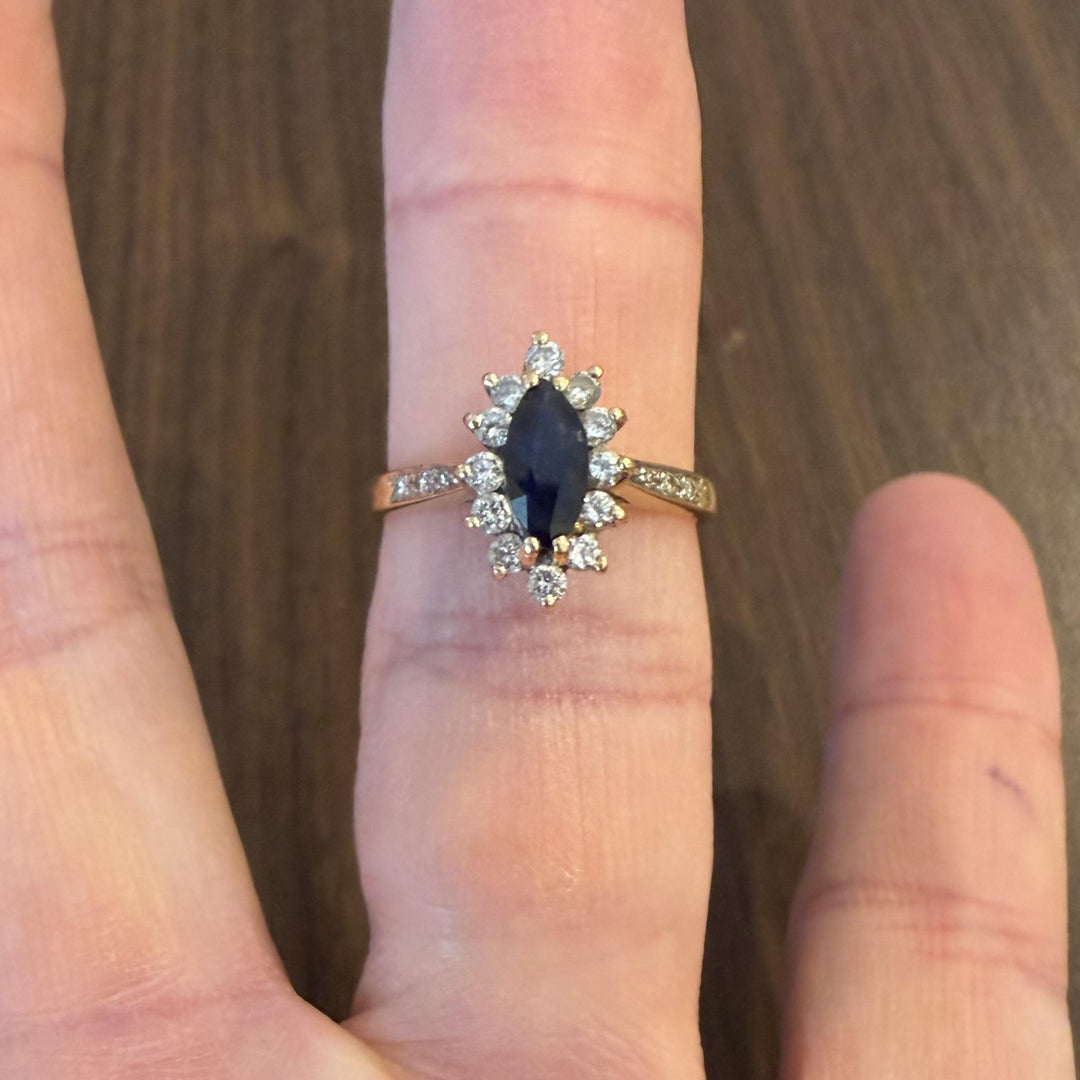 14k Yellow Gold 0.85ct Sapphire and Diamond Halo Ring Size 7.5
