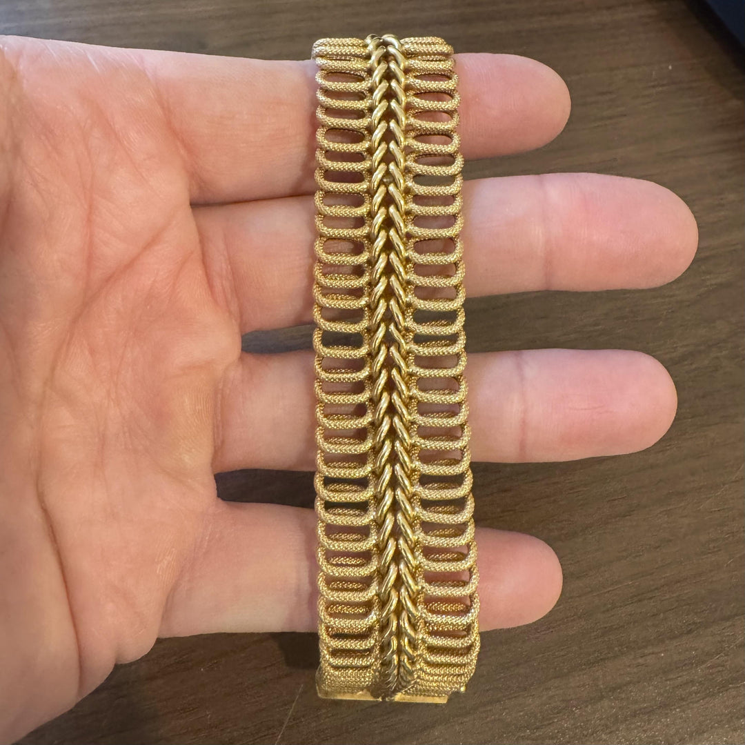 18k Yellow Gold 35.3g Vintage UnoAErre 24mm Wide Fancy Link Bracelet Italy 7.5"