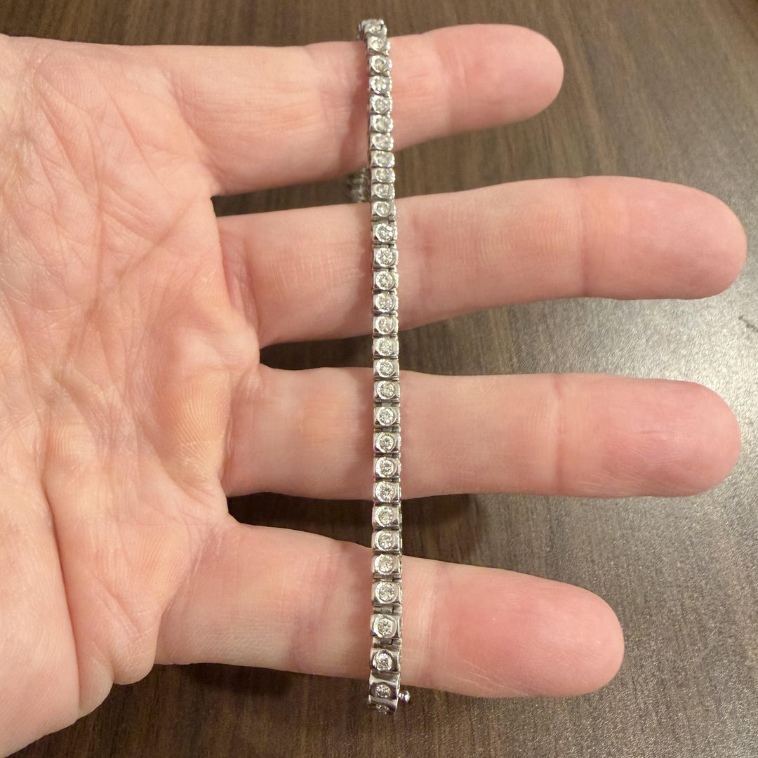 14k White Gold and 2cttw Bezel Set Diamond Solid Link Bracelet 7.25"