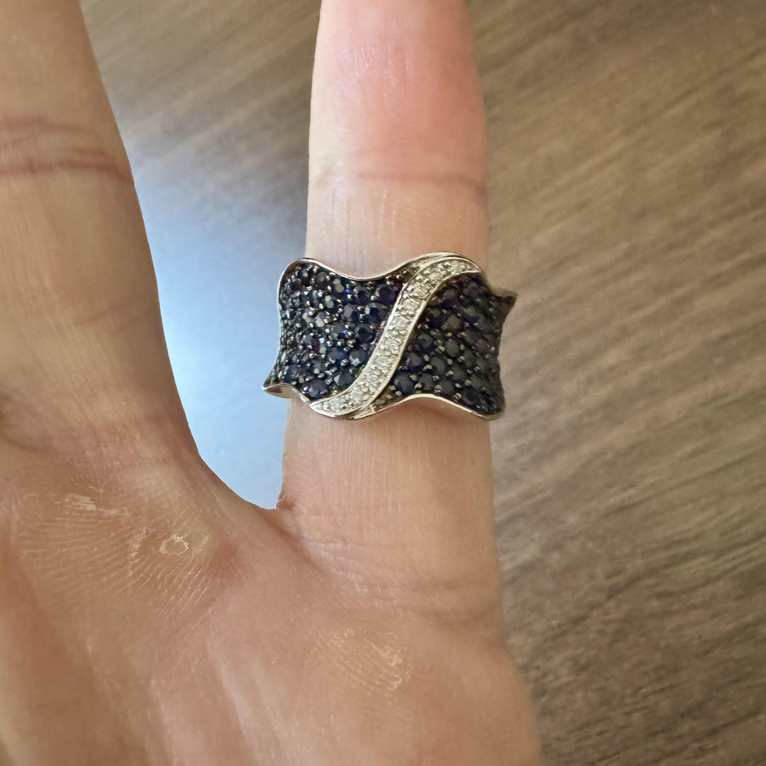 14k White Gold Blue Sapphire and Diamond Curved Band Ring Size 7