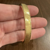 18k Yellow Gold 19g Vintage Satin Finish 8.5mm Bangle Bracelet 7"