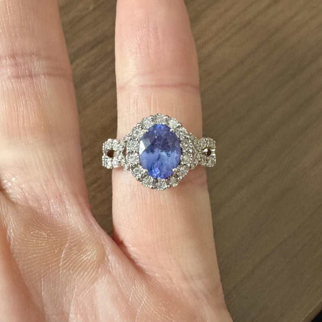 Effy 14k White Gold 1.5ct Tanzanite and 0.75cttw Diamond Halo Ring Size 7