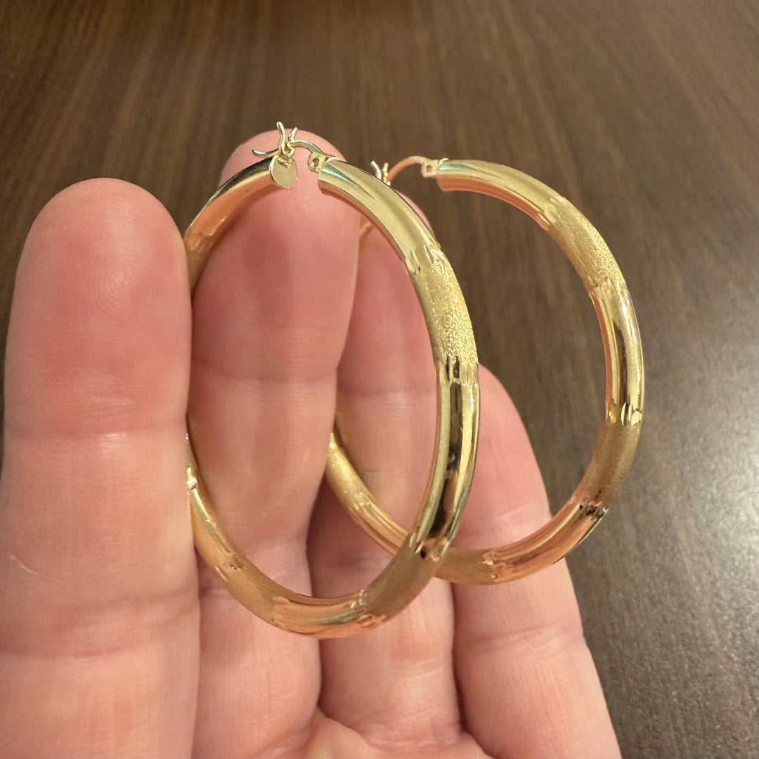 14k Yellow Gold 6.2g Large Diamond Cut Hoop Earrings 2"