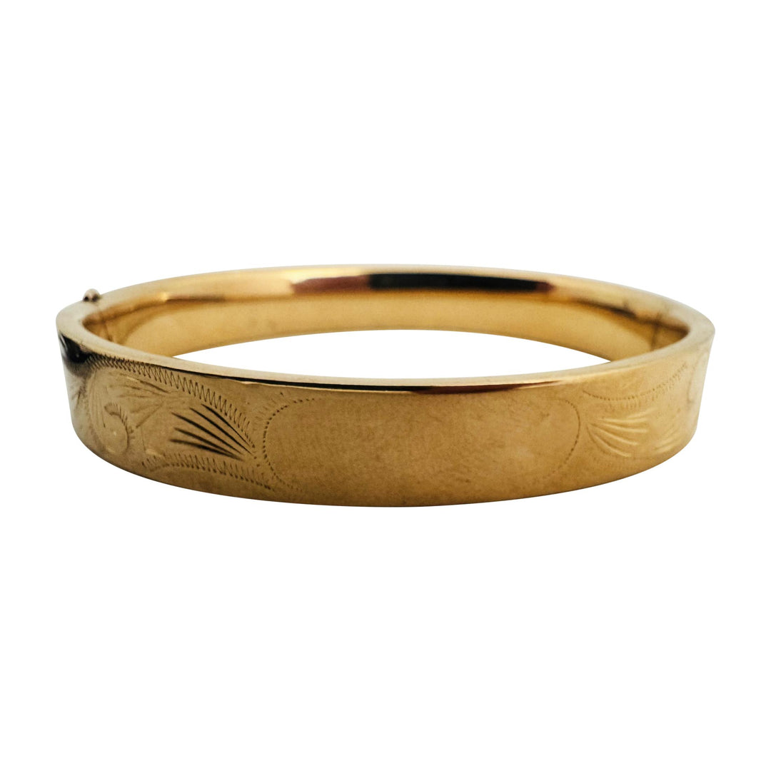 14k Yellow Gold 13.9g Ladies Flat Edge Engraved and Polished Bangle Bracelet 7"