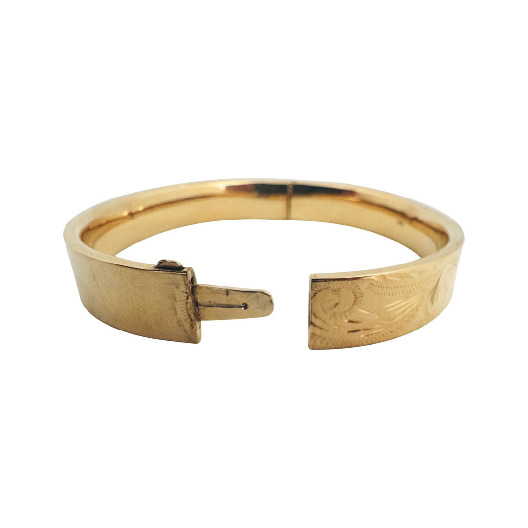 14k Yellow Gold 13.9g Ladies Flat Edge Engraved and Polished Bangle Bracelet 7"