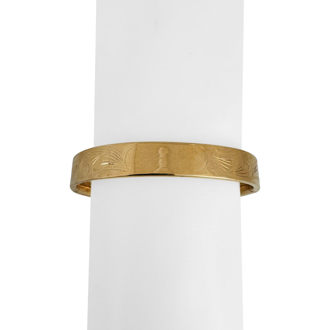 14k Yellow Gold 13.9g Ladies Flat Edge Engraved and Polished Bangle Bracelet 7"