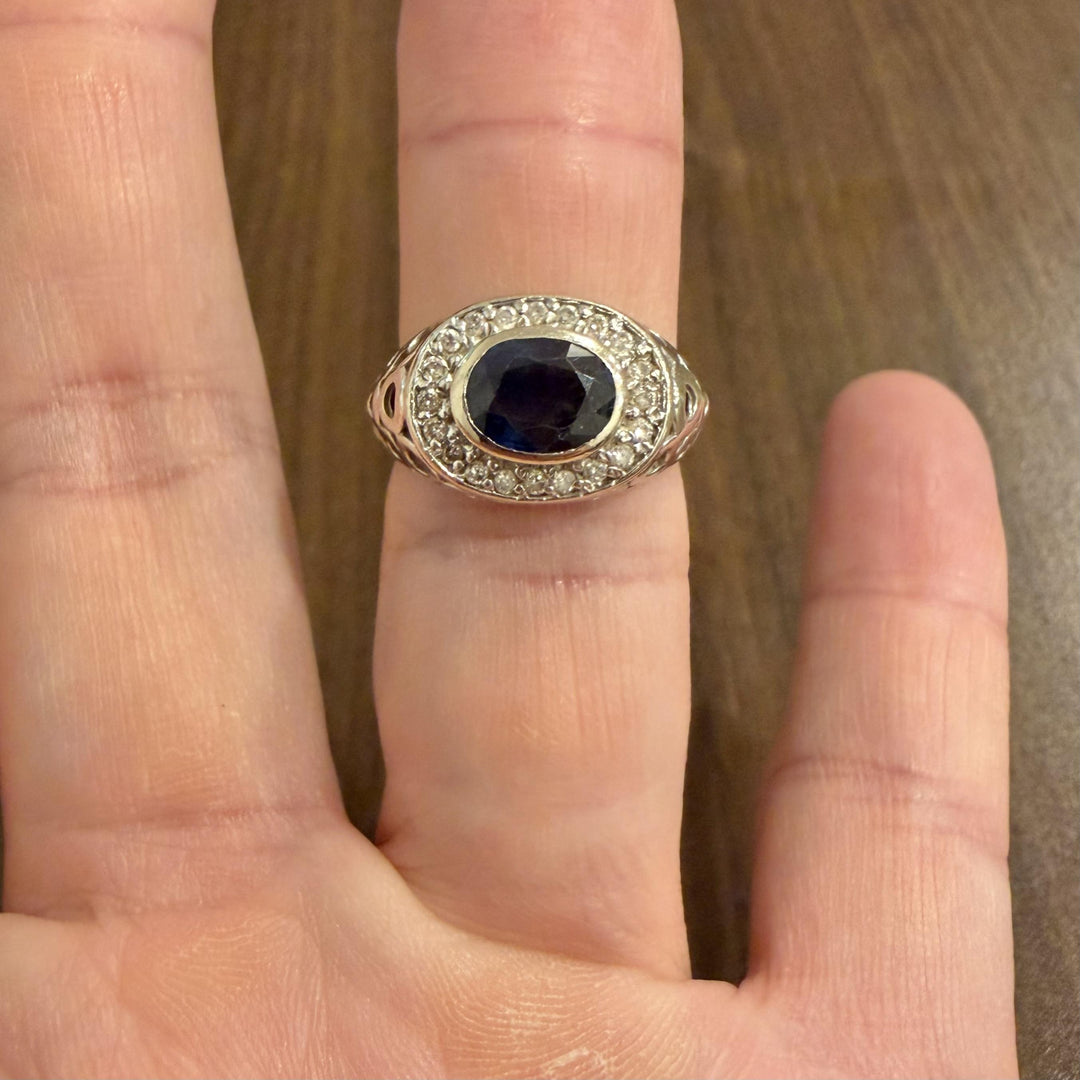 14k White Gold 0.89ct Sapphire and Diamond Vintage Halo Ring Size 7.75