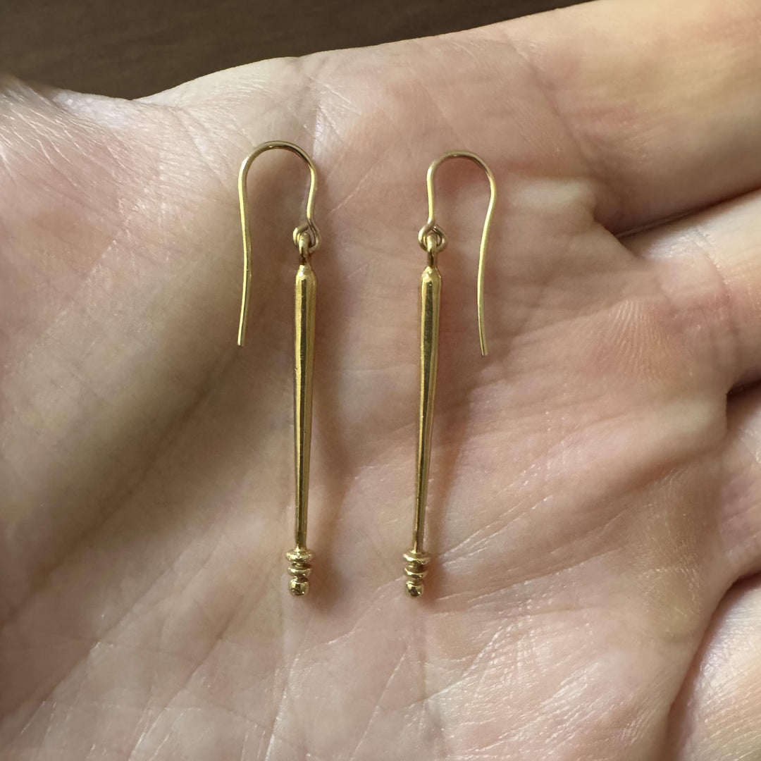 18k Yellow Gold 3.3g Long Dangle Bar Earrings 1.75"