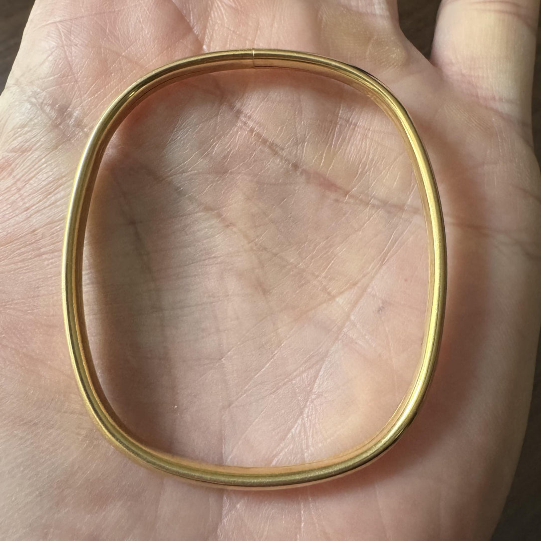 18k Yellow Gold 8.8g Ladies Polished 5mm Squared Bangle Bracelet Italy 6.75"