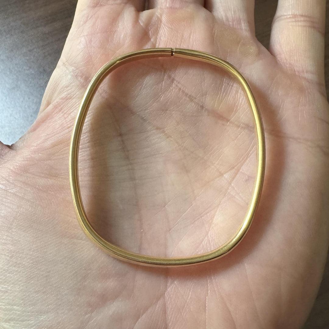 18k Yellow Gold 8g Ladies Polished 5mm Squared Bangle Bracelet Italy 6.75"