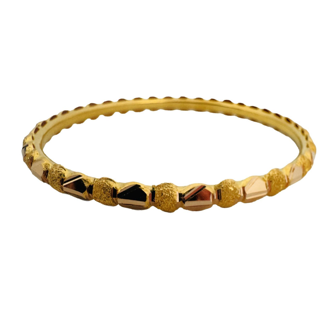 21k Yellow Gold 8.8g Diamond Cut Polished and Textured Bangle Bracelet 7.5"
